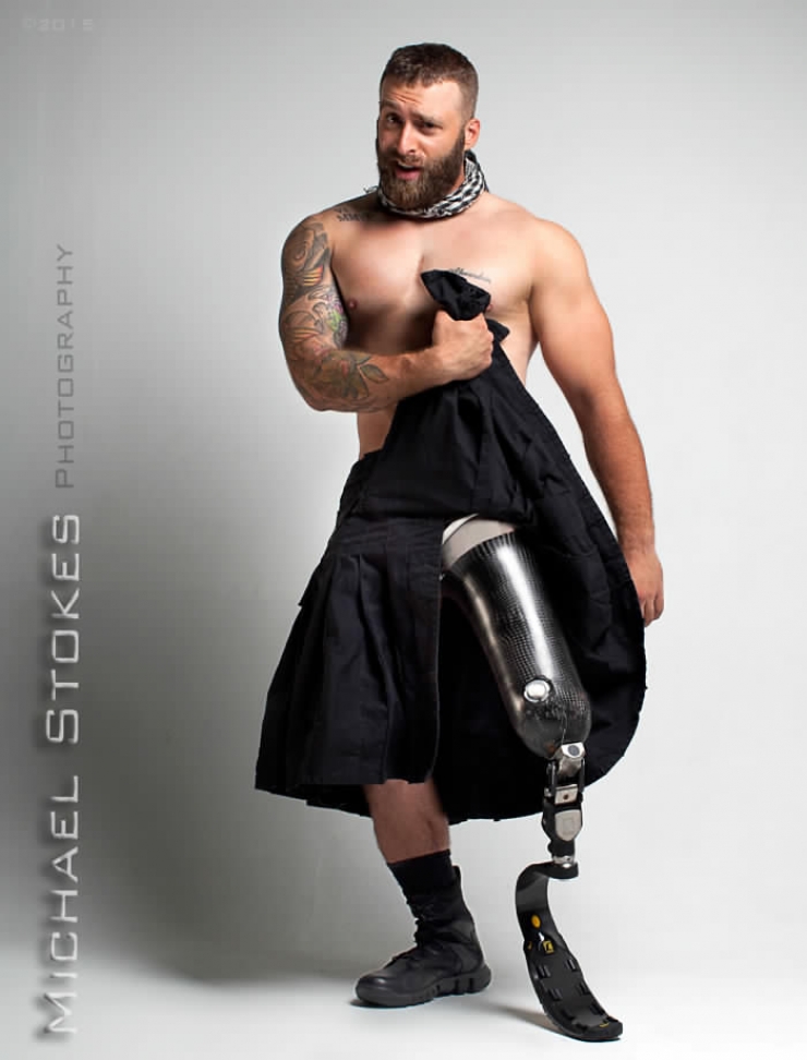 Illustration de l'article : He photographs wounded war veterans for the most incredible results!