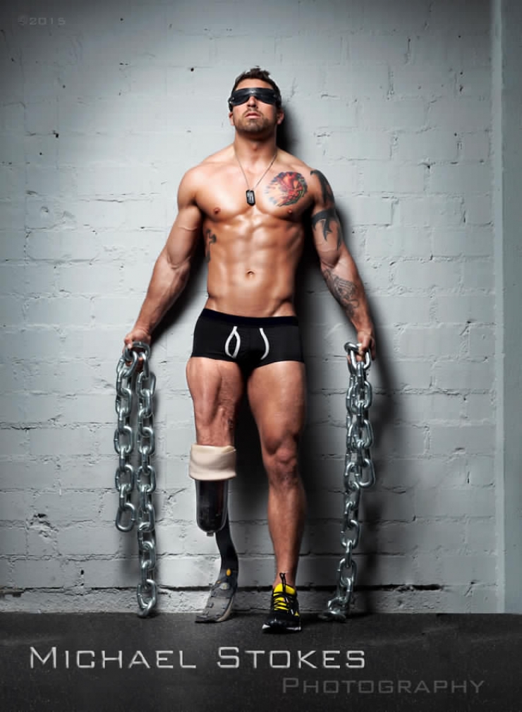 Illustration de l'article : He photographs wounded war veterans for the most incredible results!
