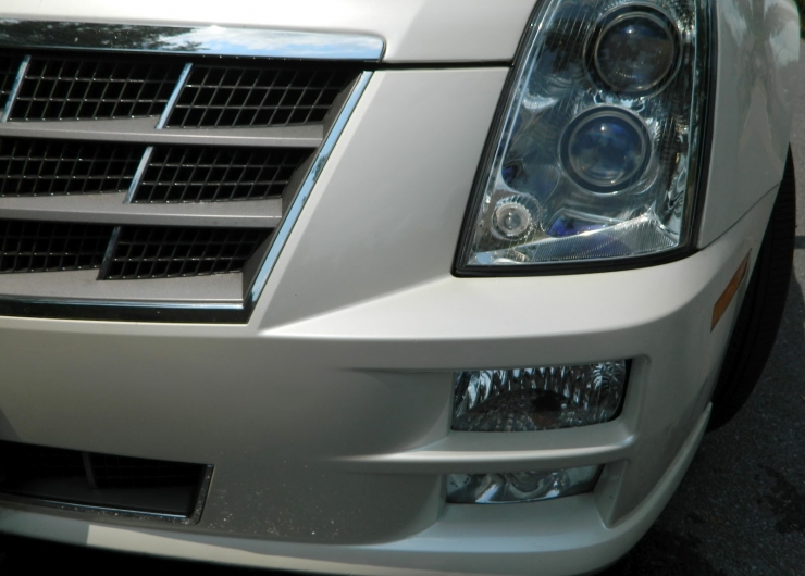 Illustration de l'article : Rubbing a fabric softener sheet on your car's bumper may turn out to be a brilliant tip!