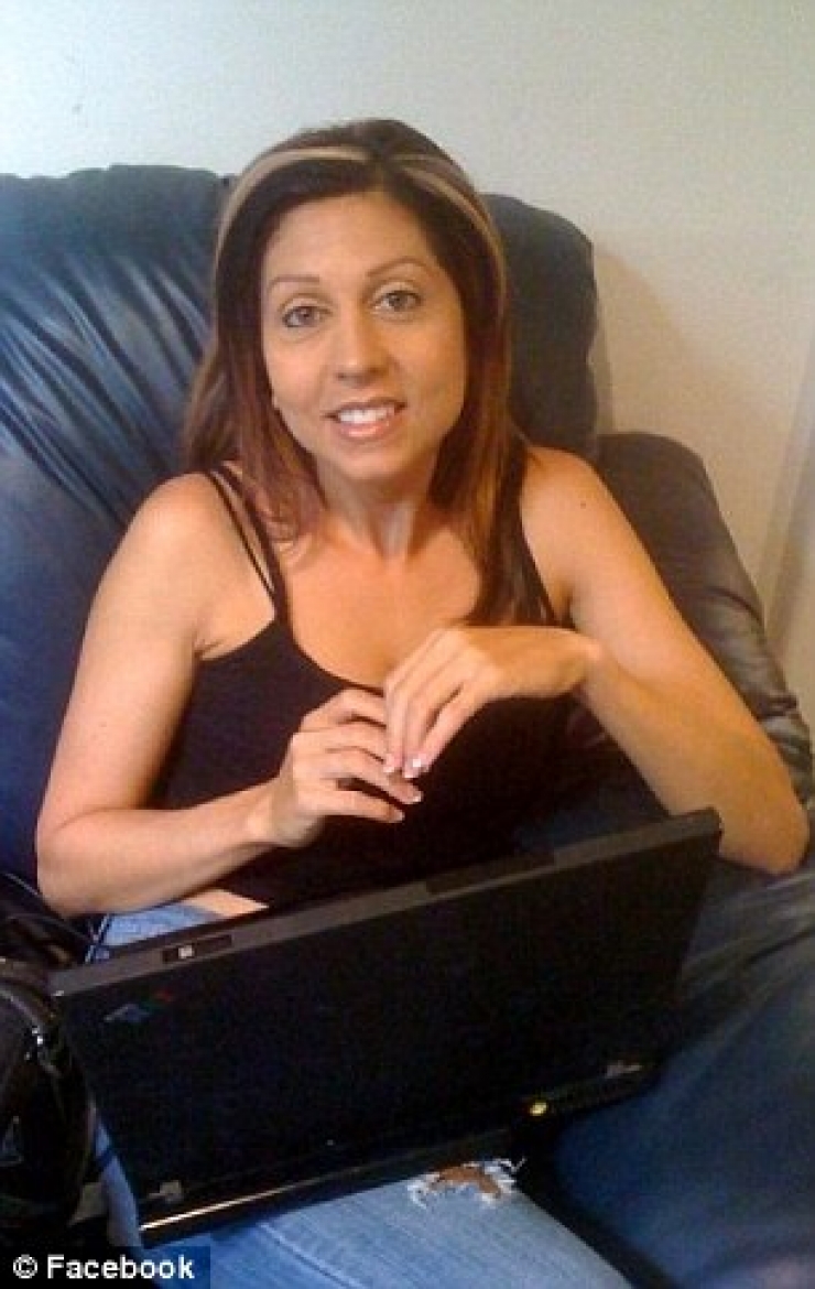 Illustration de l'article : In danger of dying at a weight of just 44 pounds, she takes control and it's impressive to see what she has become...