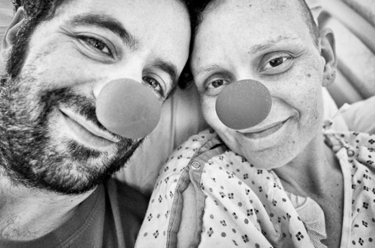 Illustration de l'article : This husband tries to sensitize the web by immortalizing the ravages cancer had on his wife...