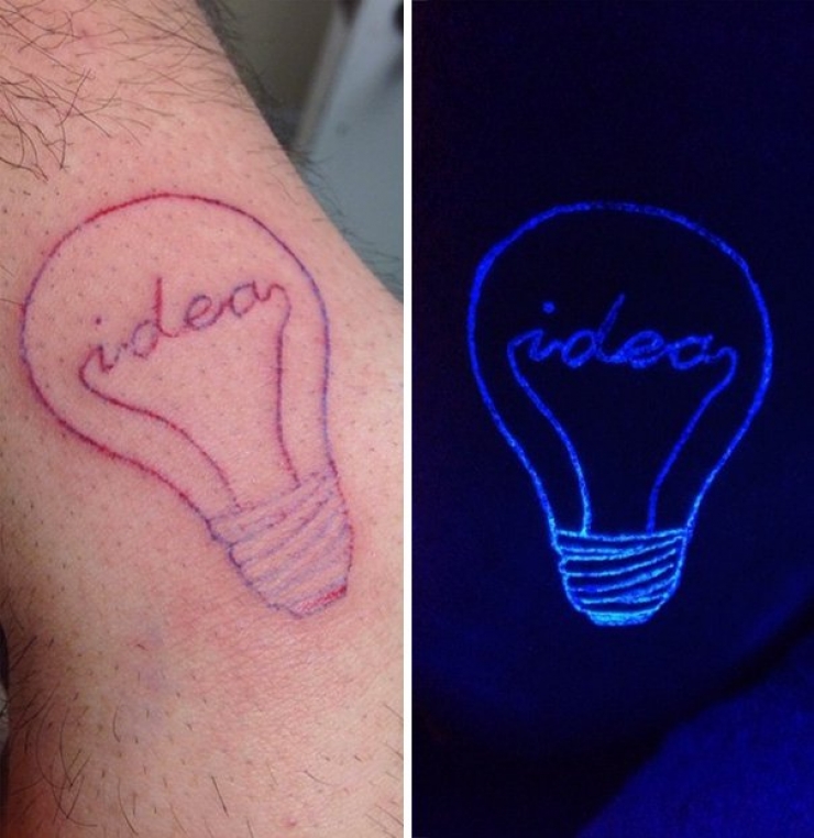 Illustration de l'article : Discrete during the day, these tattoos under a black light are beautiful at night...
