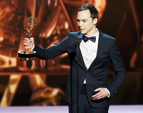 Illustration de l'article : Which of these 12 facts you never knew about Jim Parsons surprises you the most?