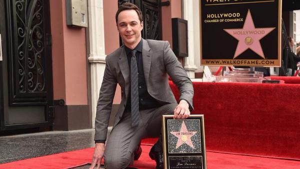 Illustration de l'article : Which of these 12 facts you never knew about Jim Parsons surprises you the most?