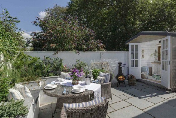 Illustration de l'article : 300 years! That's how old this house is, but when you see the inside, it's hard to believe...