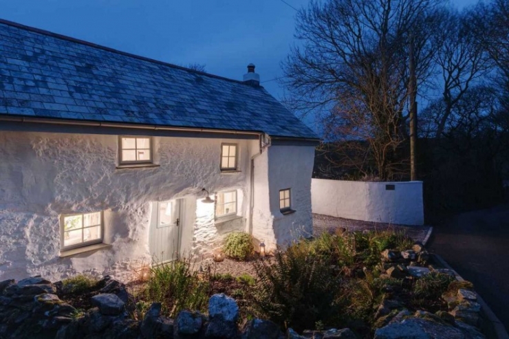 Illustration de l'article : 300 years! That's how old this house is, but when you see the inside, it's hard to believe...