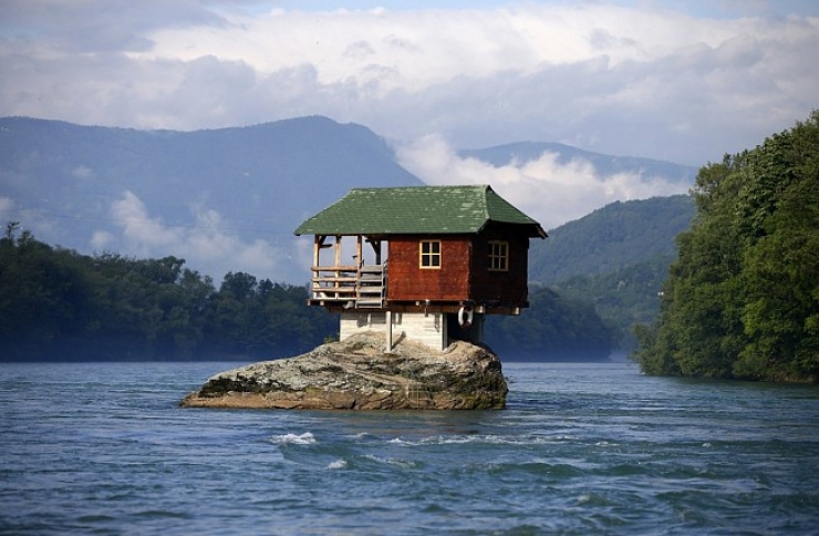 Illustration de l'article : The top 30 most unusual houses around the world... There’s something for everyone!