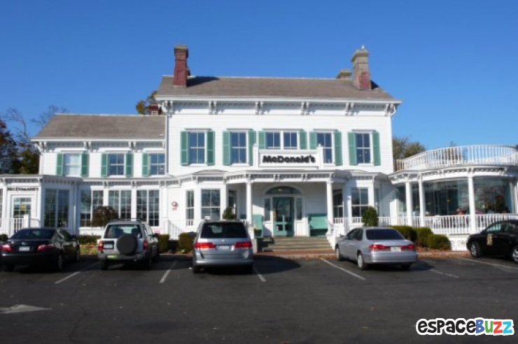 Illustration de l'article : A McDonald's world tour: the chain’s 15 most impressive restaurants