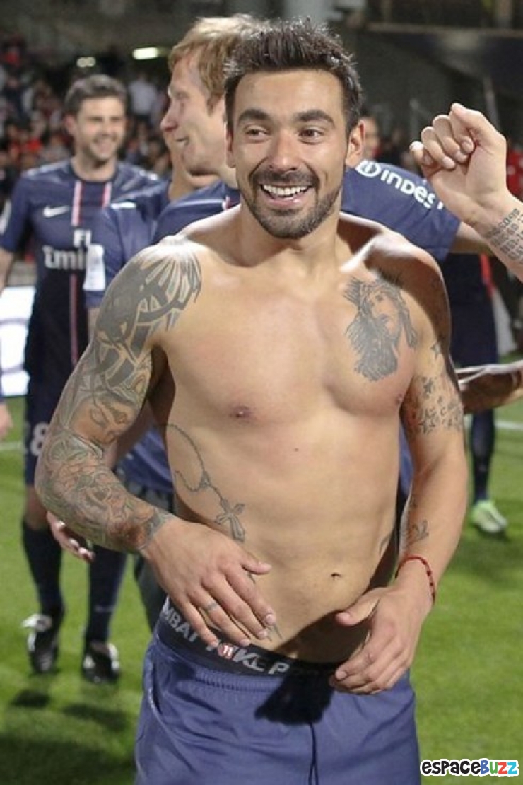 Illustration de l'article : The top 8 soccer players who have gained as much in beauty as they have in experience