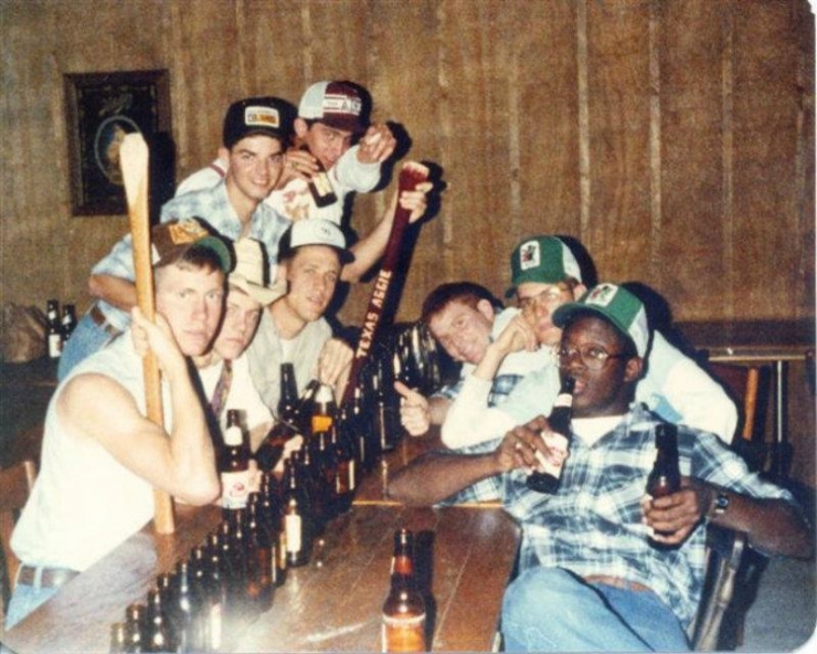 Illustration de l'article : 24 photos that prove that people had a lot of fun in the 70s and 80s... without Facebook, Snapchat, or Tinder!