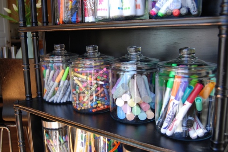 Illustration de l'article : 15 tips for setting up a little crafts area for your kids!