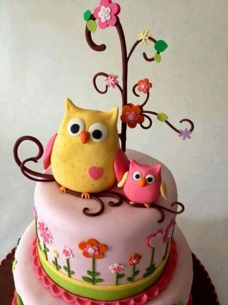 Illustration de l'article : 15 incredible cakes inspired by owls... "Who" comes up with such great things?