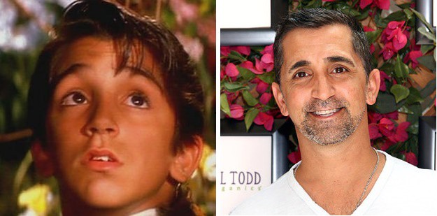 Illustration de l'article : 25 years later, what do the 12 kids from Hook look like?