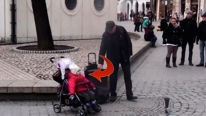 Illustration : "While he sings in the street, watch the reaction of his daughter in the stroller..."