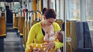 Illustration : "Unbelievable: A driver makes a mother get off of his bus for breastfeeding her child..."