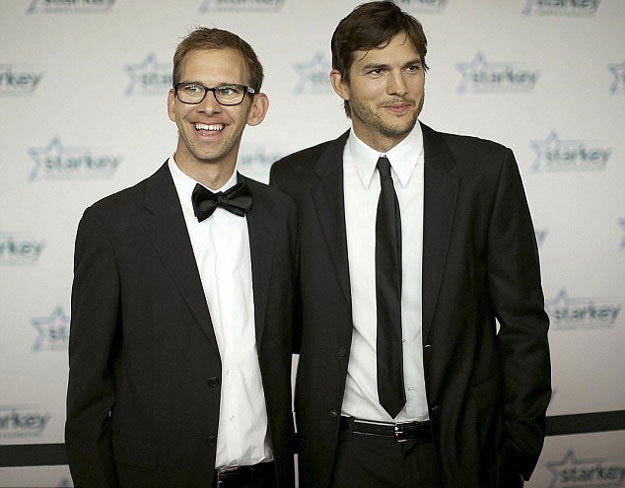 Illustration de l'article : 12 celebrities who have a twin