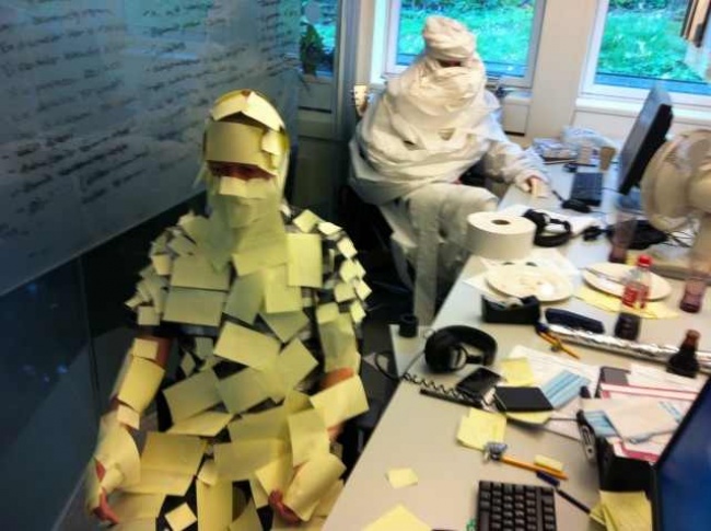 Illustration de l'article : 22 times people decided to liven up their workplace