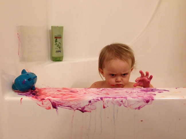 Illustration de l'article : 28 photos that show the trials and tribulations of being a parent