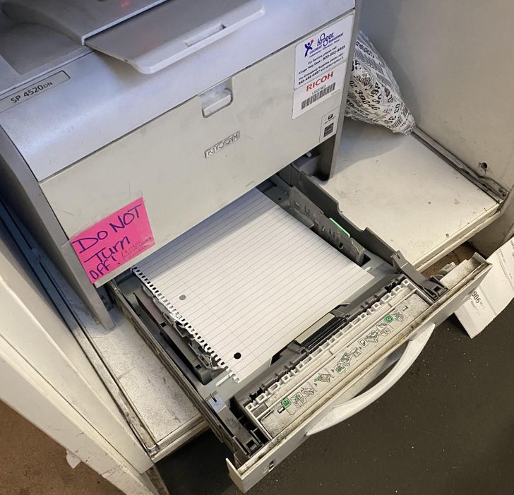 Illustration de l'article : 19 tech employees who almost pulled their hair out at work