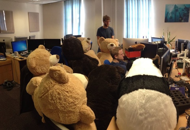 Illustration de l'article : 22 times people decided to liven up their workplace