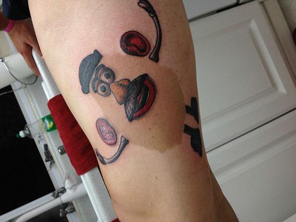 Illustration de l'article : 14 tattoos that turned a birthmark into a work of art