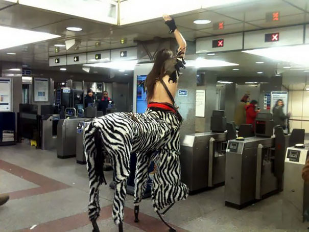 Illustration de l'article : 30 weird and funny sights on the subway