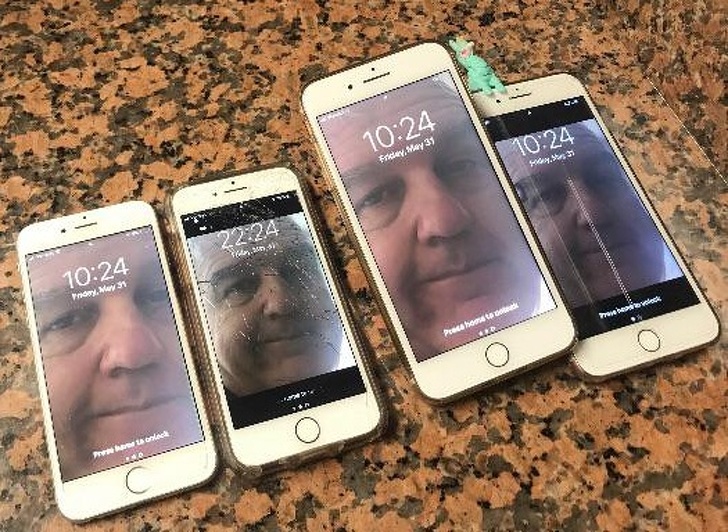 Illustration de l'article : 19 people who've learned the art of self-mockery